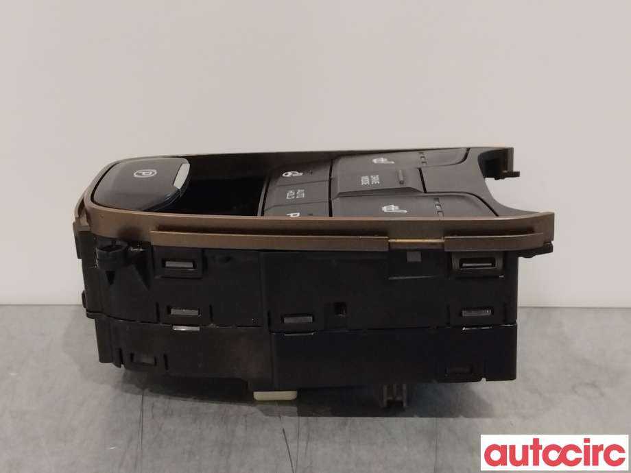 Bryter diverse til Hyundai Ioniq Electric 2016-2019 (Fase 1)  (HYUNDAI|93300G7110TKB|)