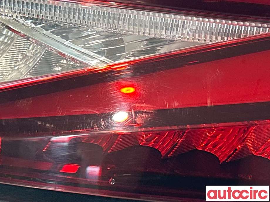 Baklykt høyre til Škoda Enyaq 2021-->>  (SKODA|5LA945208A|)