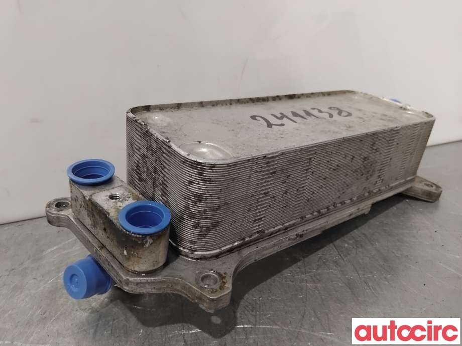 Oljekjøler til Audi A6, Allroad 2012-2014 (Type III, Fase 1) (C7) (C7) (AUDI|4G0317021AF|V6880008)