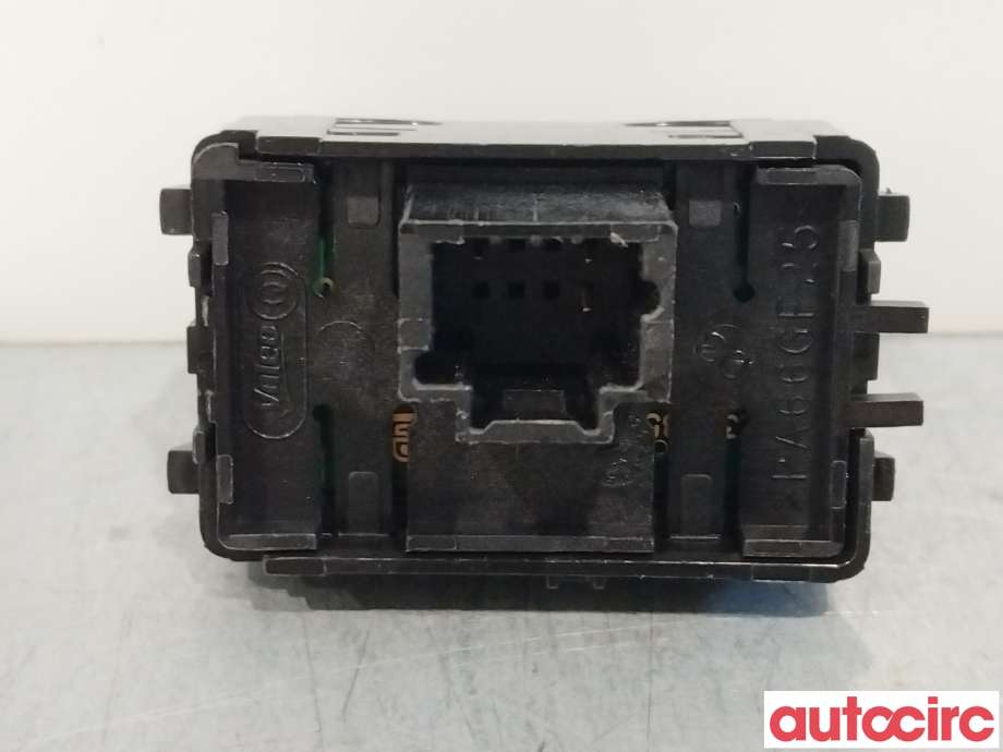Bryter diverse til Nissan NV300 2016-->>  (NISSAN|2514500Q0C|251454612R)