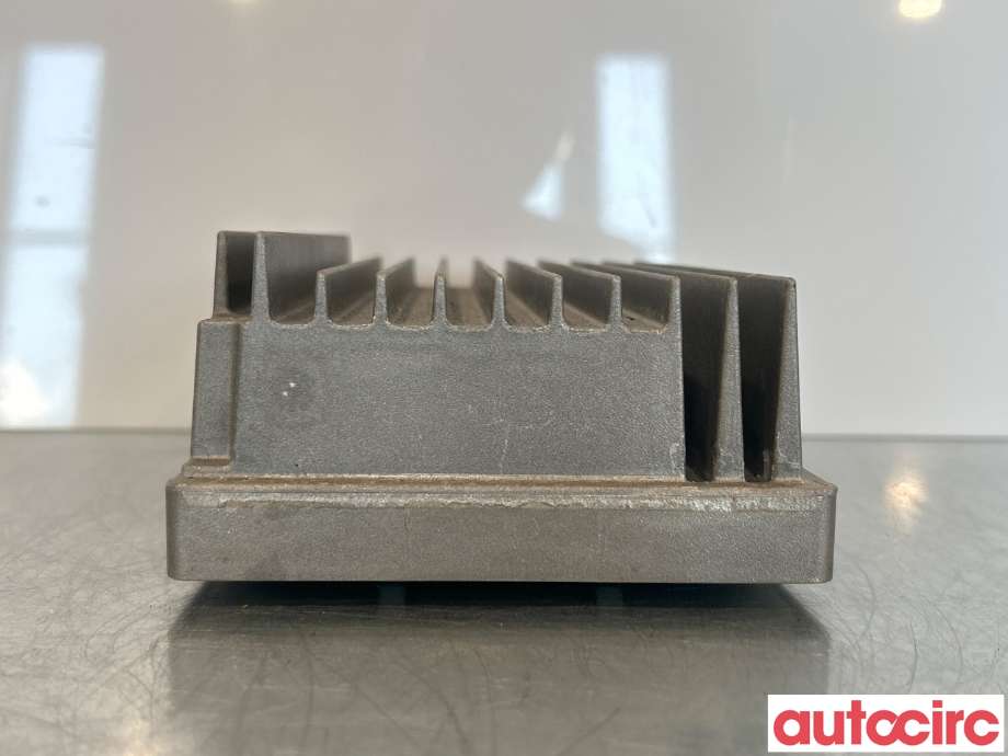Bilstereo forsterker til BMW 3-Serie 2005-2011 (E90/E91/E92/E93) (E90/E91/E92/E93) (BMW|65122622677|9253189)