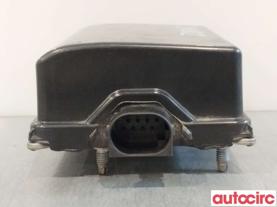 Sensor radar til Mitsubishi Outlander 2012-2015 (Type III, Fase 1)  (MITSUBISHI|8638A092|)