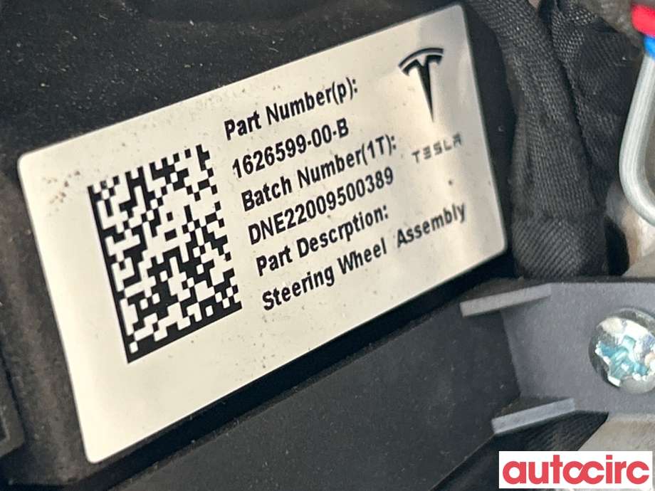 Ratt til Tesla Model Y 2021-2024 (Type I)  (TESLA|1626599-00-B)