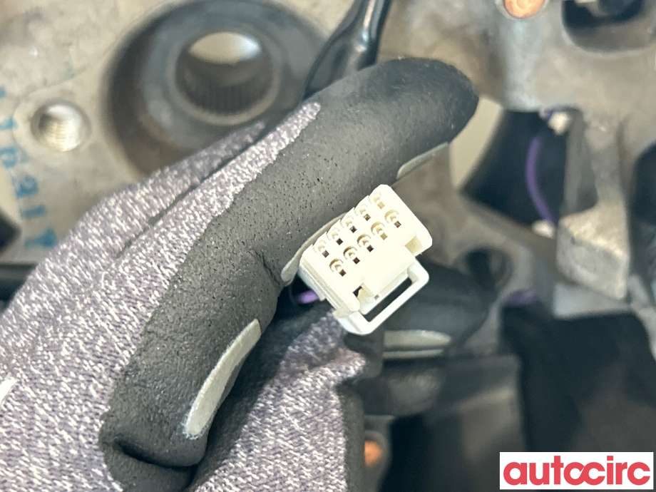 Ratt til Mitsubishi Outlander 2012-2015 (Type III, Fase 1)  (MITSUBISHI|4400A517XA|4400A630XA)