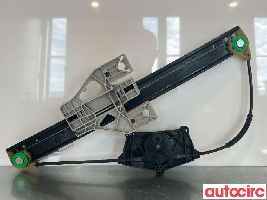 Ruteheis til Audi A4, Allroad 2009-2016 (Type I) (B8) (B8) (AUDI|8K0839462A||8K0839462C)