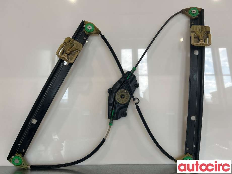 Ruteheis til Audi A4, Allroad 2009-2016 (Type I) (B8) (B8) (AUDI|8K0837461||8K0837461C)