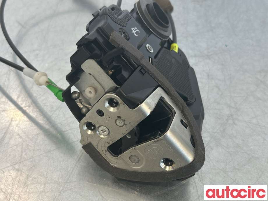 Låsekasse høyre bak til Toyota Avensis 2009-2015 (Type III, Fase 1)  (TOYOTA|6905005050|)
