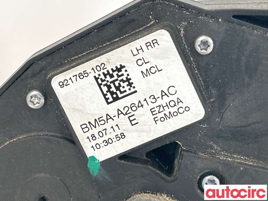 Låsekasse venstre bak til Ford Focus 2011-2014 (Type III, Fase 1)  (FORD|BM5A-A26413-AH|2099461|BM5A-A26413-AC)