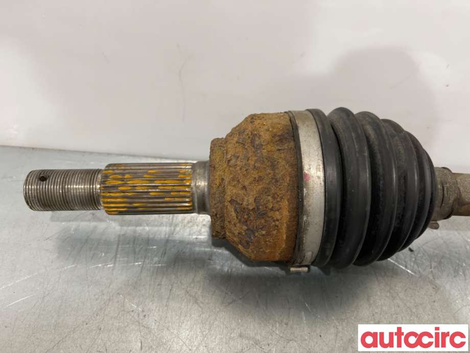 Drivaksel venstre foran til Nissan Qashqai 2010-2014 (Type I, Fase 2)  (NISSAN|39101JD02B|)