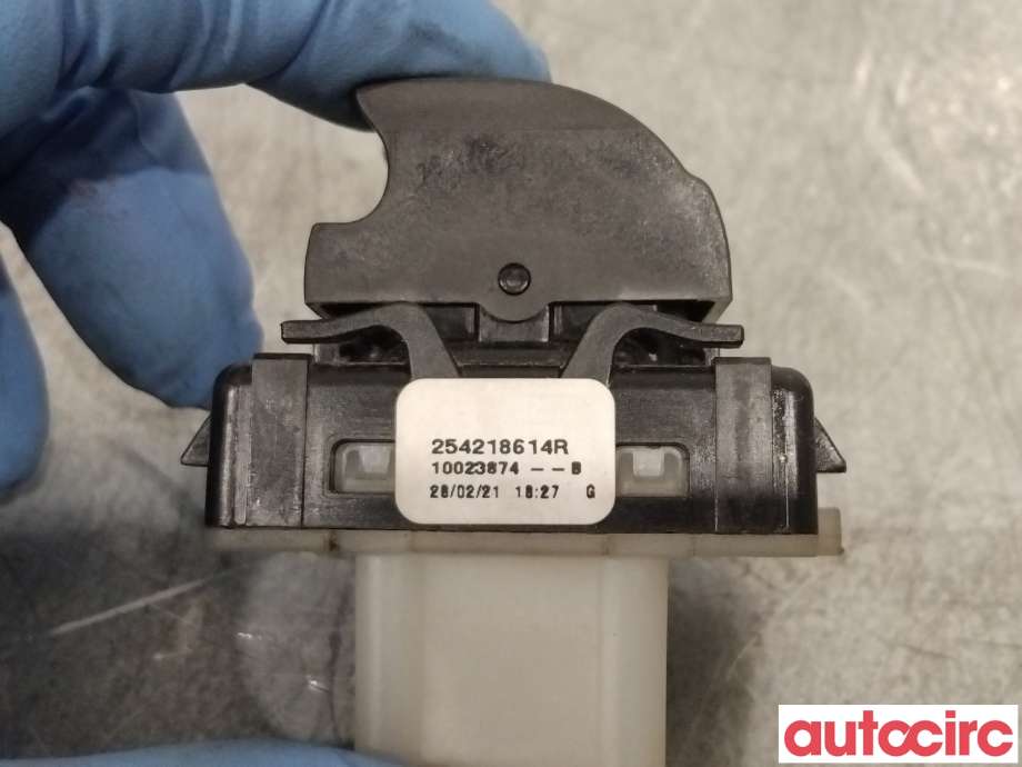 Bryter ruteheis til Nissan NV300 2016-->>  (NISSAN|2556100Q0M|254218614R)