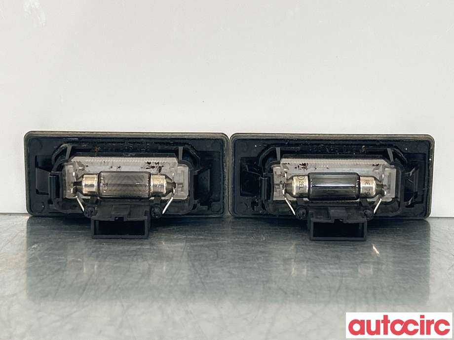 Skiltlys til Škoda Superb 2008-2015 (Type II)  (SKODA|8T0943021A|8T0943021)