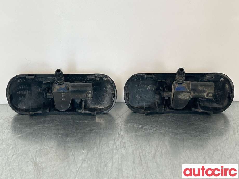 Lyktespylerdyse til VW Touran 2010-2015 (Type I, Fase 3)  (VOLKSWAGEN|5M0955986C|)