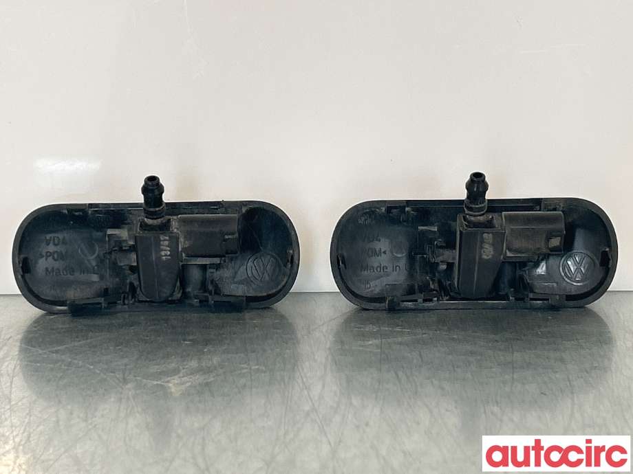Lyktespylerdyse til VW Passat 2011-2015 (B7) (B7) (VOLKSWAGEN|5M0955986C|)
