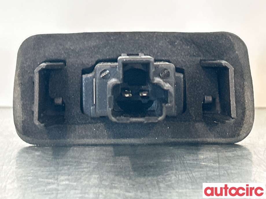 Skiltlys til Toyota Yaris 2020-->> (Type IV)  (TOYOTA|812700D120|)
