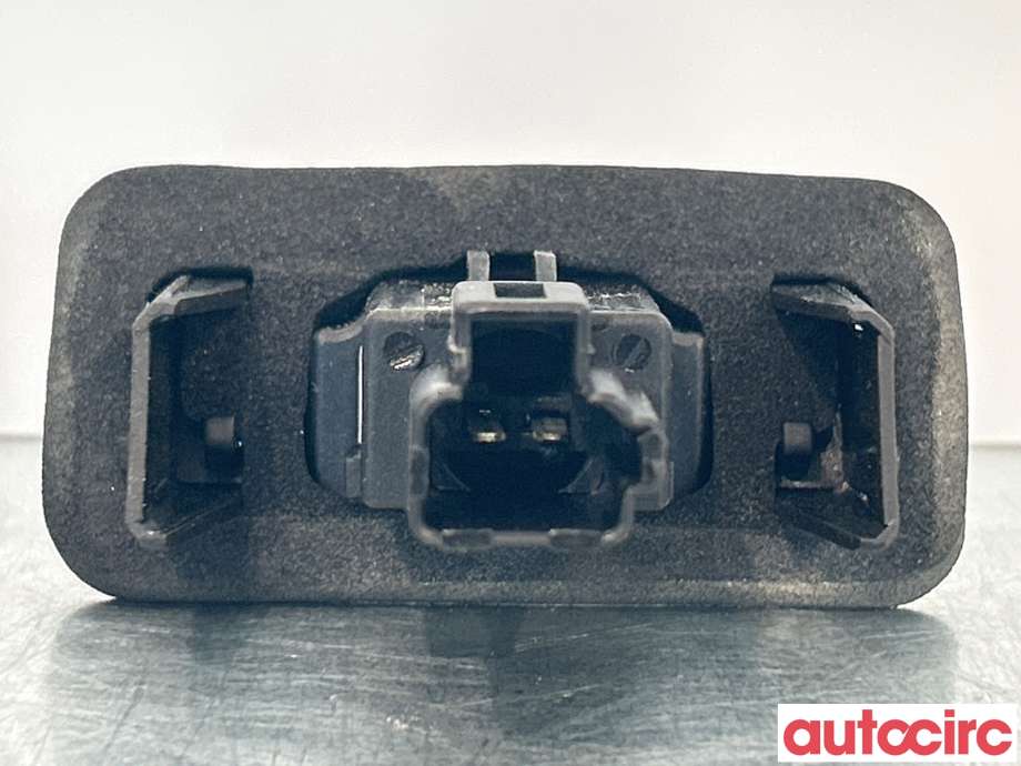 Skiltlys til Toyota Yaris 2020-->> (Type IV)  (TOYOTA|812700D120|)