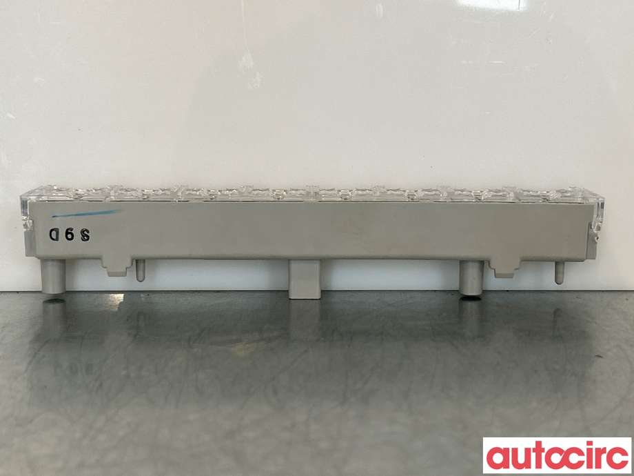 Baklykt bremselys bakrute til Toyota Yaris 2020-->> (Type IV)  (TOYOTA|81006K0020|)