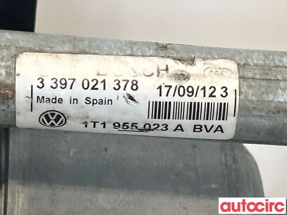 Viskermotor frontrute til VW Caddy 2010-2015 (Type III, Fase 2)  (VOLKSWAGEN|1T1955023A|1397220656|2K1955023J)