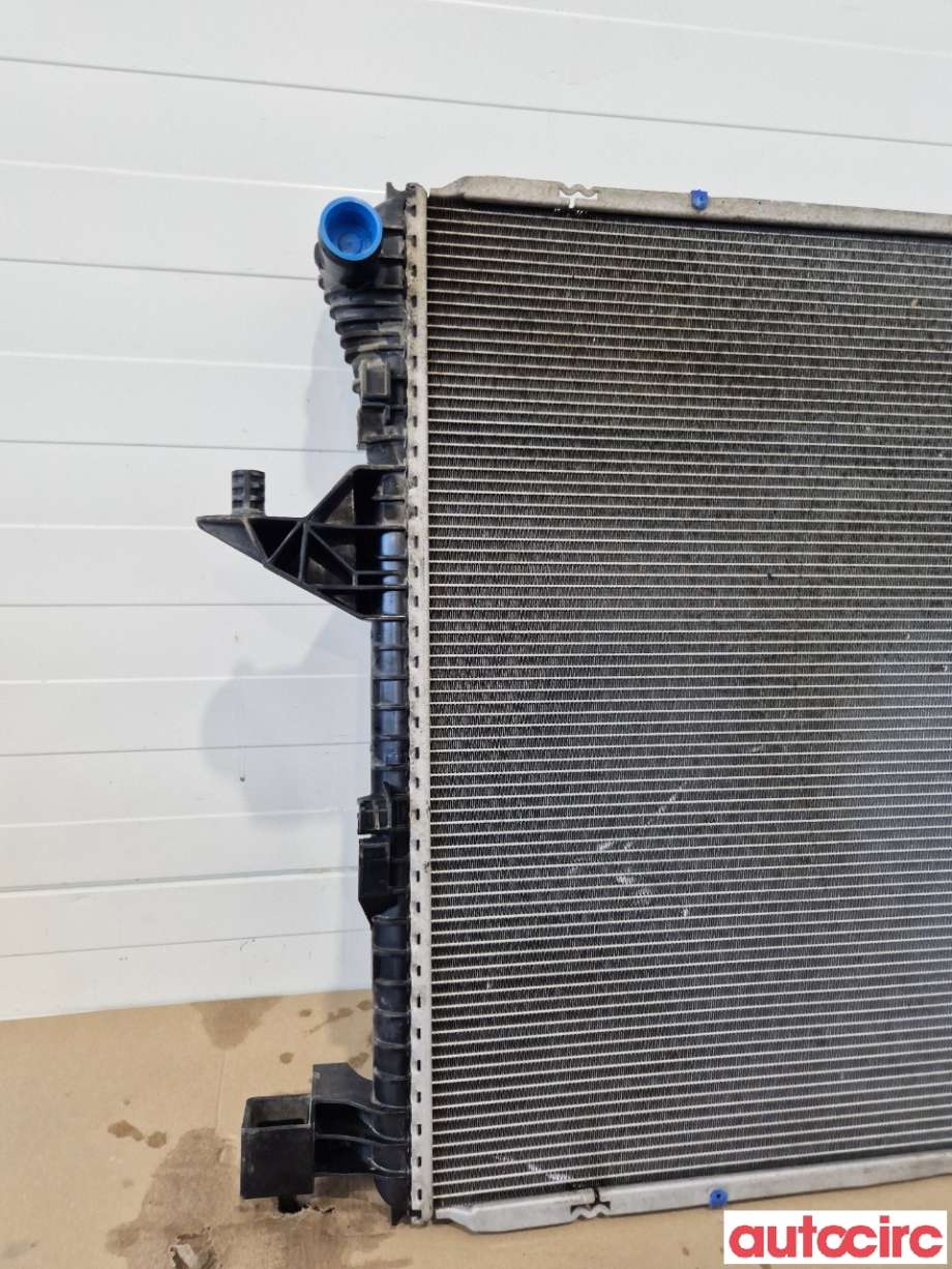 Radiator (automat gir) til VW Amarok 2016-2022 (Type I, Fase 2) (VOLKSWAGEN|2H0121253A|)