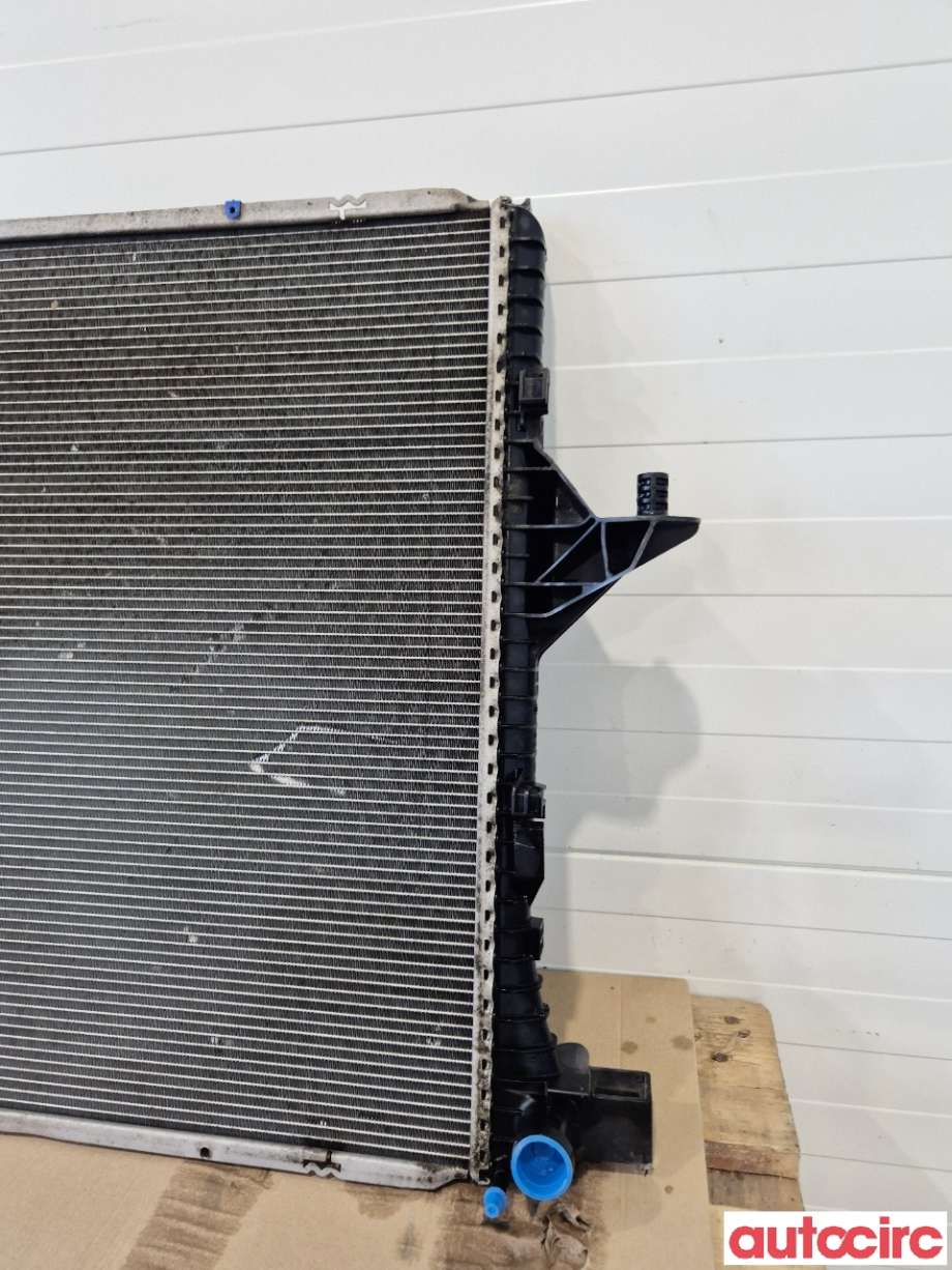 Radiator (automat gir) til VW Amarok 2016-2022 (Type I, Fase 2) (VOLKSWAGEN|2H0121253A|)