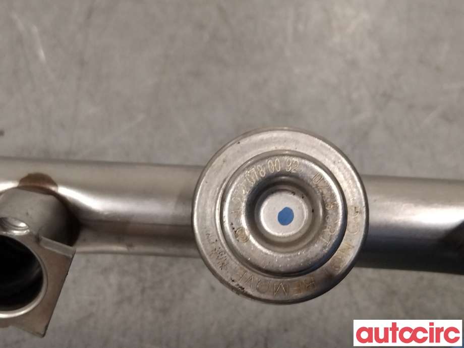 Dyseskinne (fuelrail) til Mercedes C-Klasse 2007-2011 (Fase 1) (W204) (W204) (MERCEDES|A2710703595|)