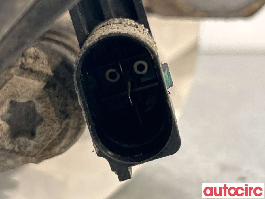 Bremsecaliper høyre bak til Nissan Leaf 2018-->> (Type II)  (NISSAN|440014CA0A||440014CA2A)