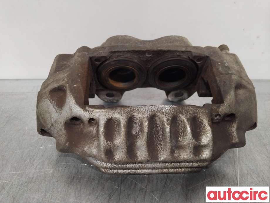 Bremsecaliper høyre foran til Toyota Hilux, 2002-2005  (TOYOTA|4773035140)