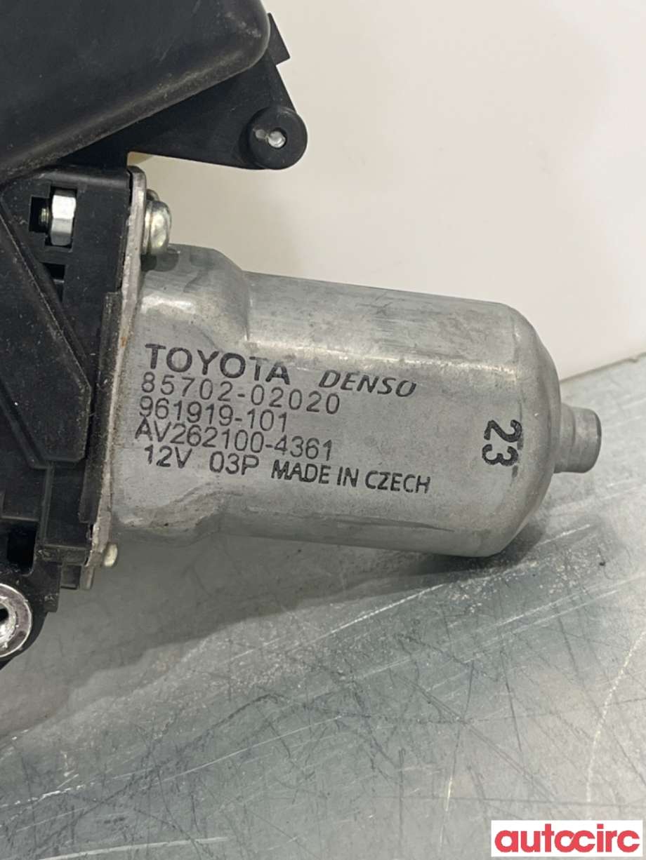 Ruteheis venstre foran til Toyota Avensis 2009-2015 (Type III, Fase 1)  (TOYOTA|6982005070||75702-02020)