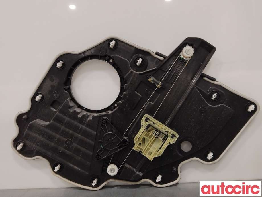 Ruteheis til Ford Mustang Mach-e 2020-->>  (FORD (US)|LJ8B-R27009-BE|2707627|LJ8B-R27001-B)