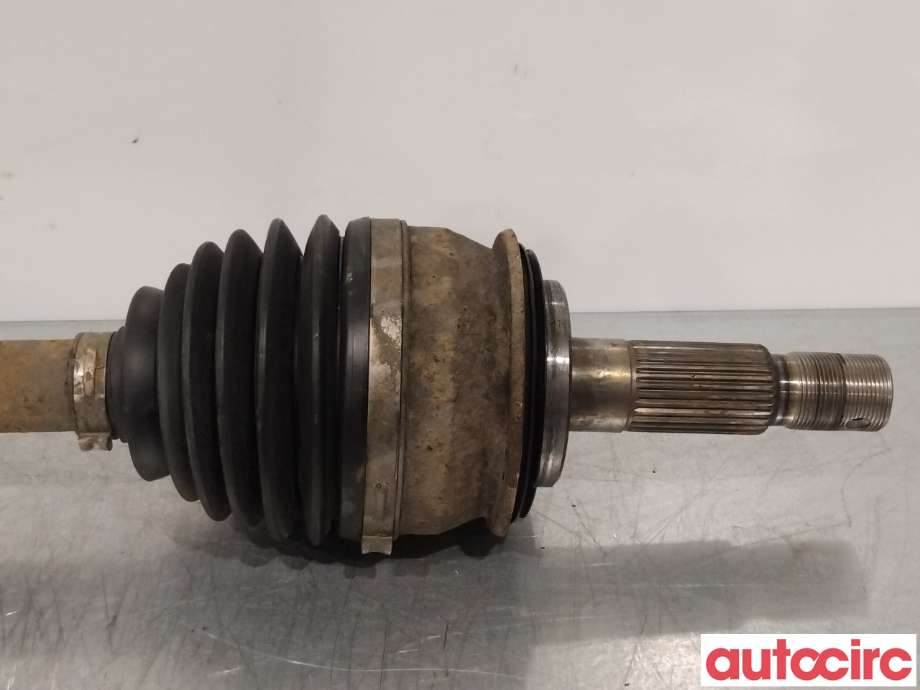 Drivaksel venstre foran til Toyota Hilux 2006-2011  (TOYOTA|434300K020)