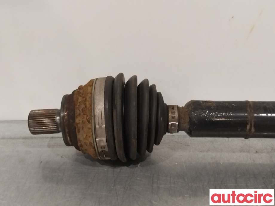 Drivaksel høyre foran til VW Golf VI 2008-2012  (VOLKSWAGEN|1K0407272CC||5Q0407272FF)