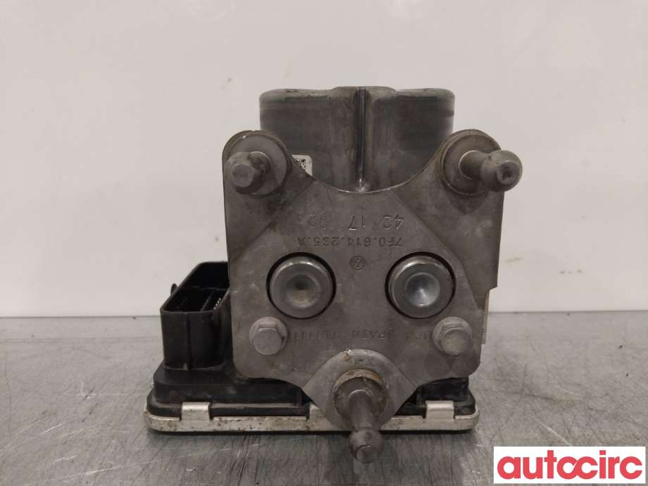 ABS sentral til VW Transporter / Caravelle 2015-2019 (T6) (T6) (VOLKSWAGEN|7E5614517B|)