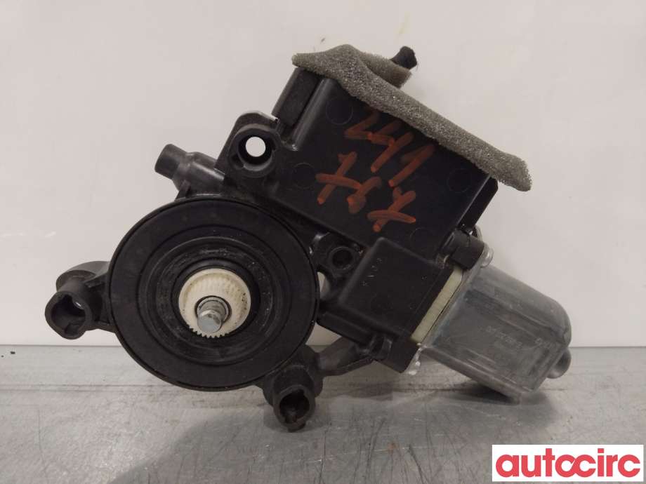 Ruteheis venstre foran til VW Transporter / Caravelle 2015-2019 (T6) (T6) (VOLKSWAGEN|7E0959801N|0130822453|7E0959801M)