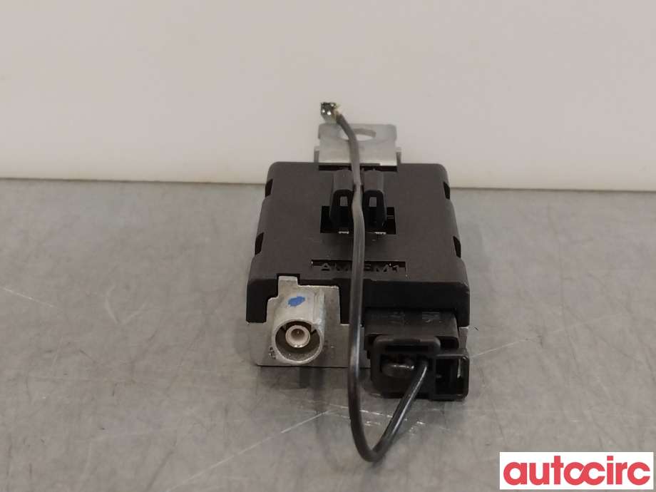 Antenne forsterker til Peugeot 308 2021-->> (Type III)  (PEUGEOT|9833140080)