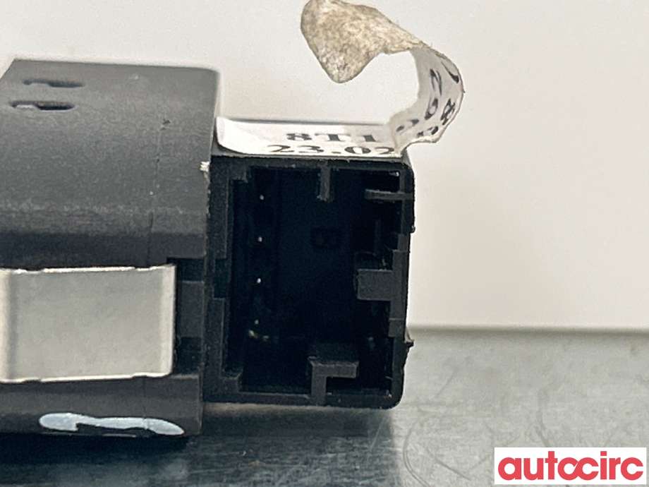 Diverse deler til Audi A5 2007-2016 (Type I)  (AUDI|8T1962107)