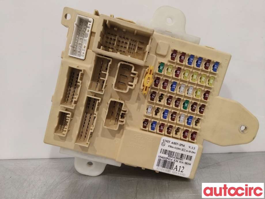 Sikringsboks til Kia Sorento, 2011-2015 Type II (KIA|954002P414)