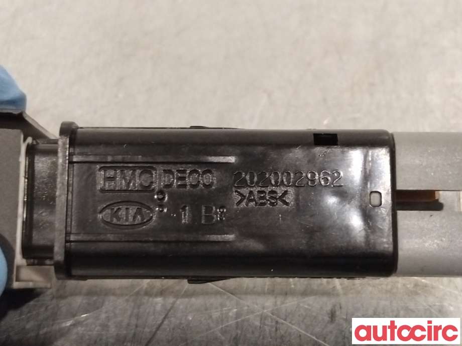 Bryter diverse til Kia Sorento 2011-2015 Type II  (KIA|933202P000VA)