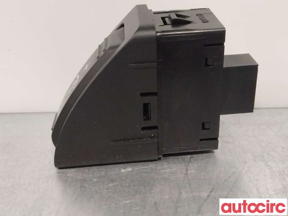 Frontlykter til Kia Sorento 2011-2015 Type II (KIA|932202P000VA)