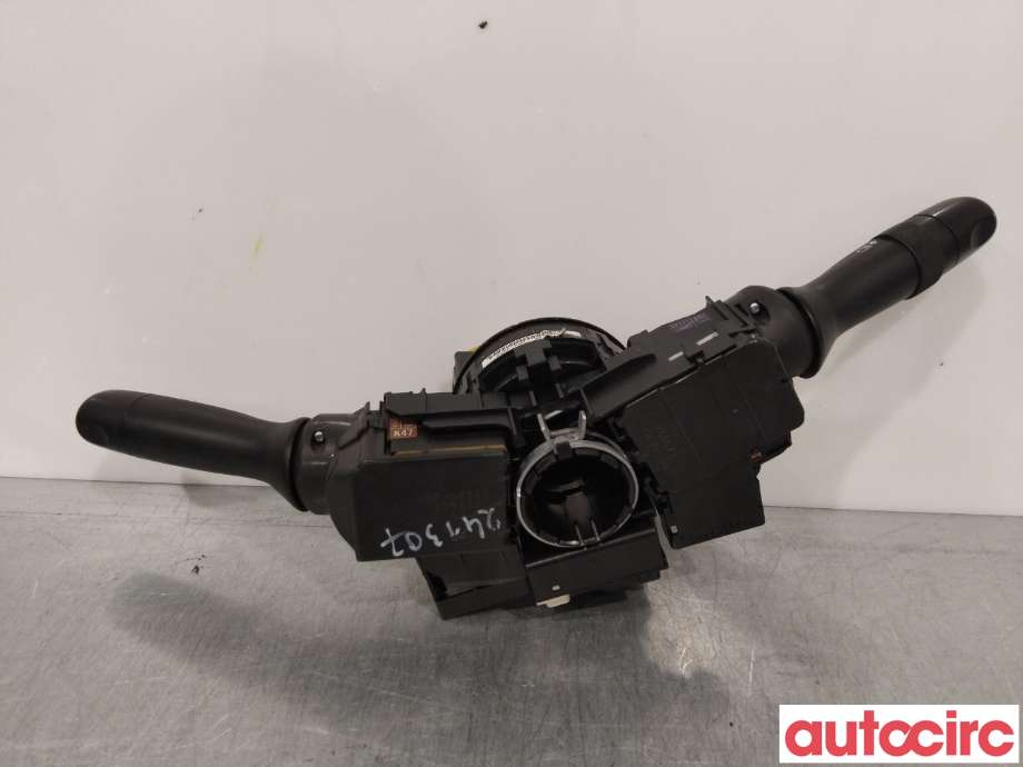 Bryter combi til Toyota Urban Cruiser 2009-2014  (TOYOTA|8430652090|8414052171)