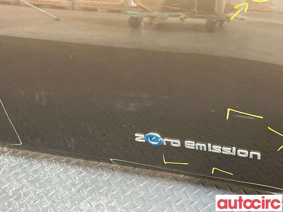 Dør høyre foran til Nissan Leaf 2011-2017 (Type I)  (NISSAN|H01003NLMA)