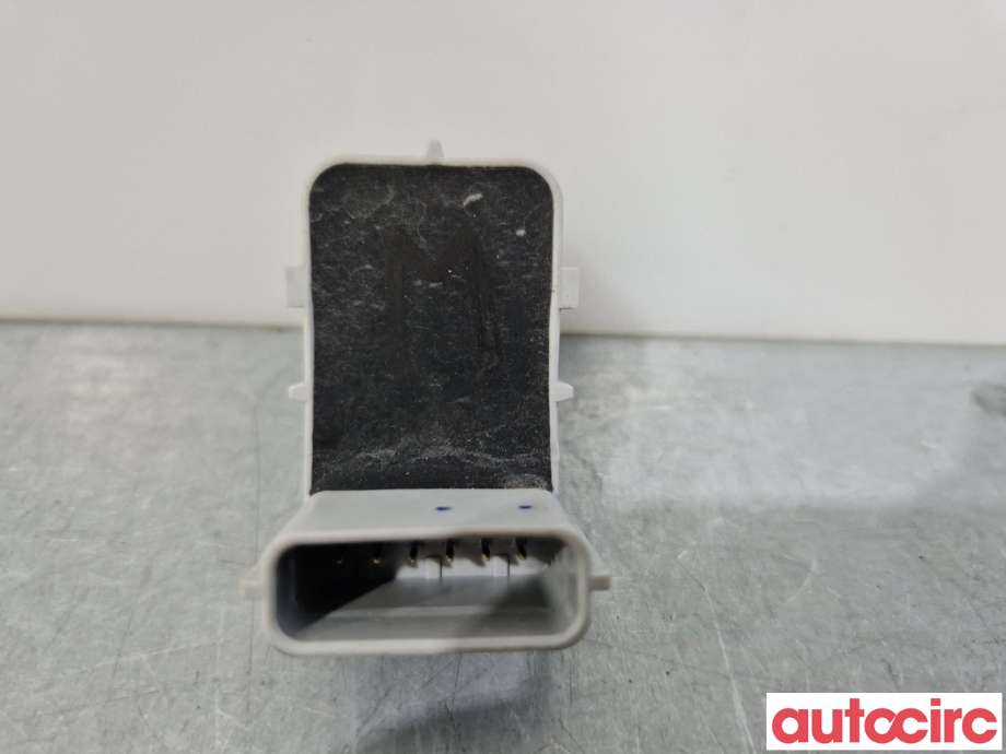 Parkeringssensor foran til Kia Soul 2014-2019 (Type II)  (KIA|95720E40003D|)