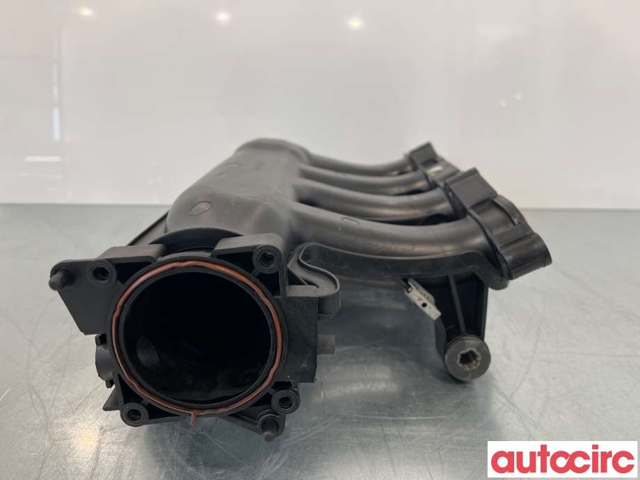 Manifold innsug til Mercedes C-Klasse 2007-2011 (Fase 1) (W204) (W204) (MERCEDES|A2711400601|)
