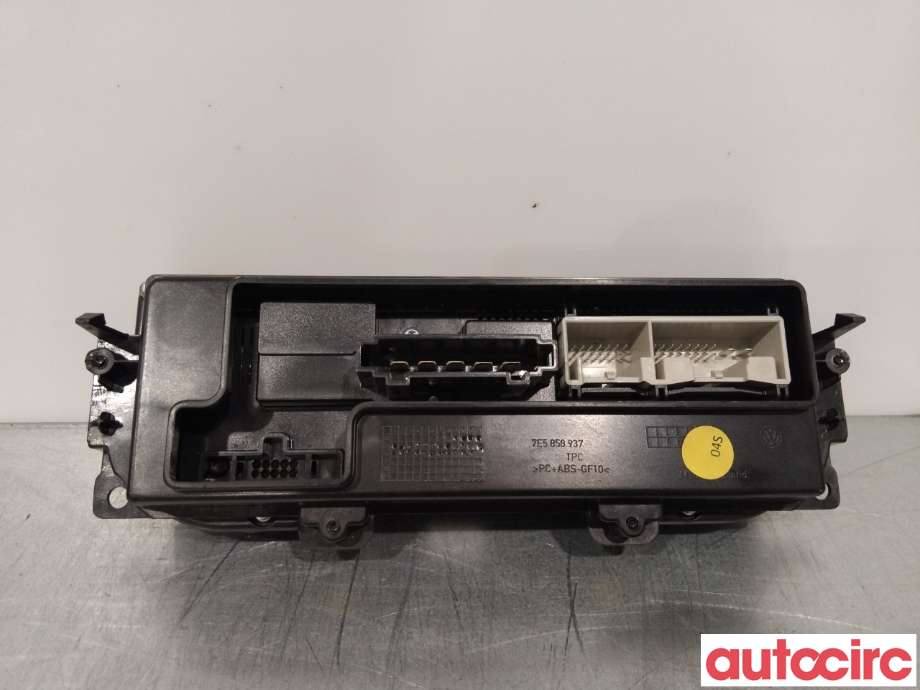 Varmeapparat betjening til VW Transporter / Caravelle 2015-2019 (T6) (T6) (VOLKSWAGEN|7E0907047AF)