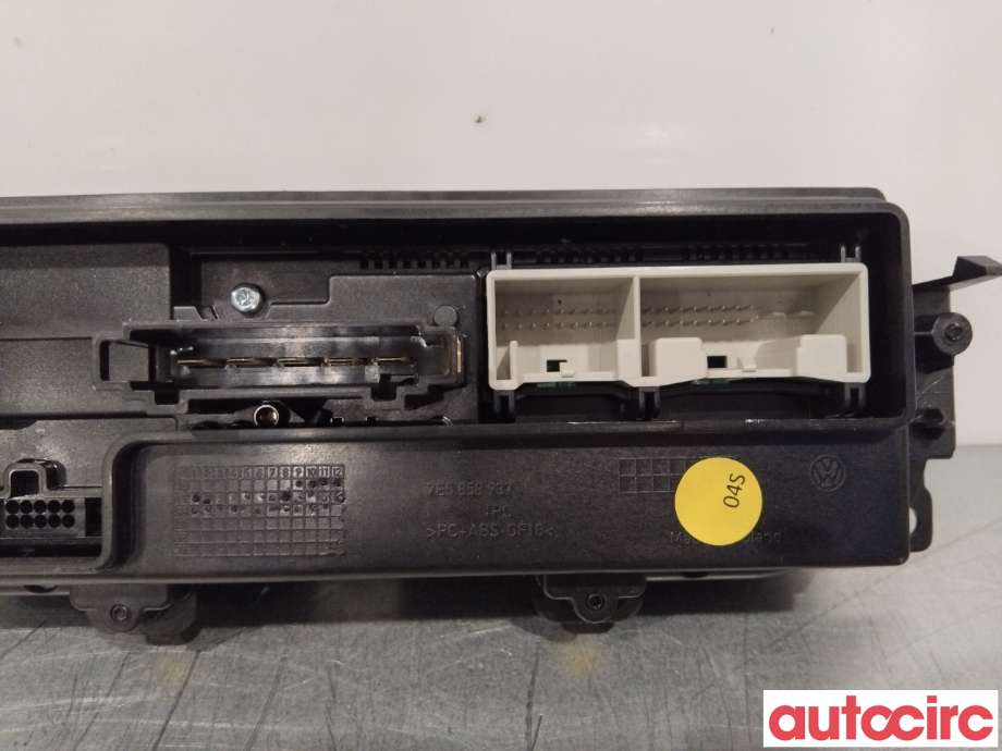 Varmeapparat betjening til VW Transporter / Caravelle 2015-2019 (T6) (T6) (VOLKSWAGEN|7E0907047AF)