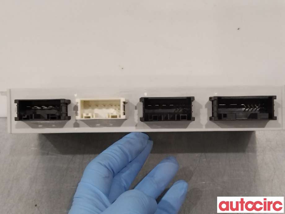Styreenhet elektrisk bakluke til BMW 5-Serie 2010-2017 (F10/F11) (F10/F11) (BMW|61357394651|61357304901)