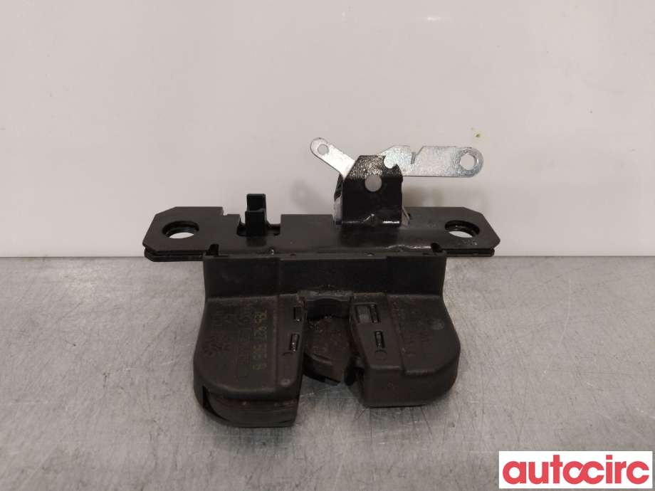 Baklukelås til VW Transporter / Caravelle 2015-2019 (T6) (T6) (VOLKSWAGEN|7E5827505D|7LA827505F)