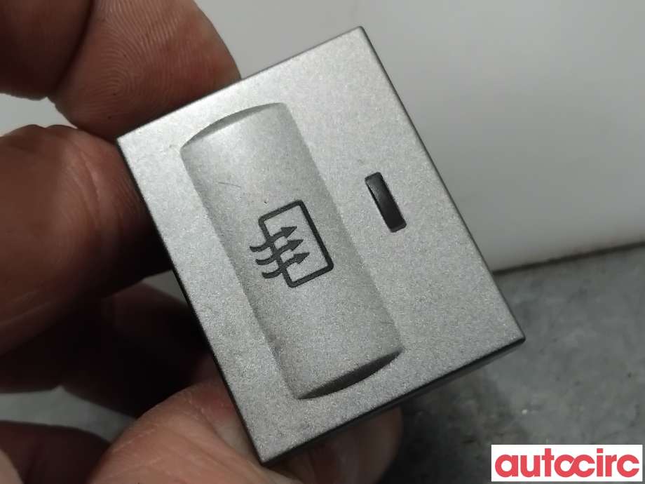 Bryter rutevarme til Ford Focus 2008-2010 (Type II, Fase 2)  (FORD|1559586||8V4T18C621AB)