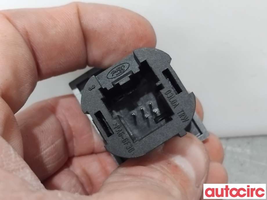 Bryter rutevarme til Ford Focus 2008-2010 (Type II, Fase 2)  (FORD|1559587||8V4T18K574AB)