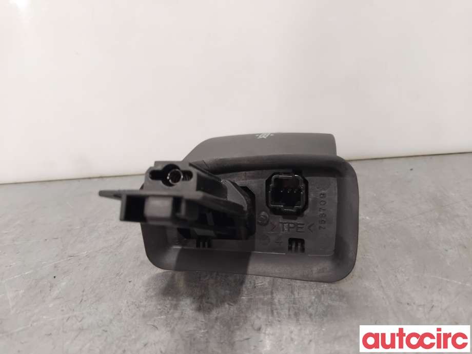 Bryter diverse til Ford Focus 2008-2010 (Type II, Fase 2)  (FORD|1318961|)