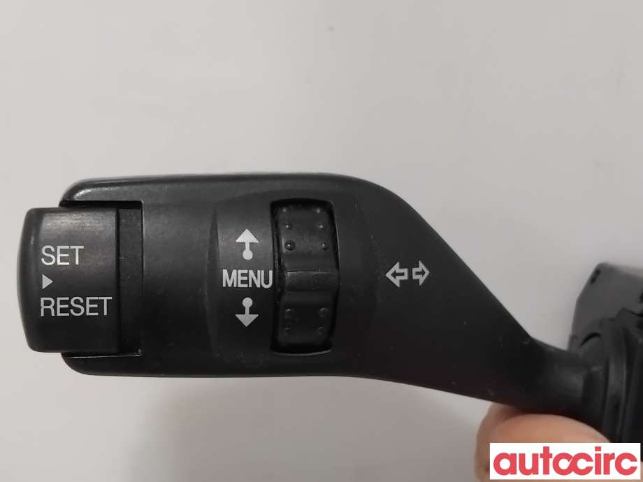 Bryter blink til Ford Focus 2008-2010 (Type II, Fase 2)  (FORD|1362588||4M5T-13335-BD)