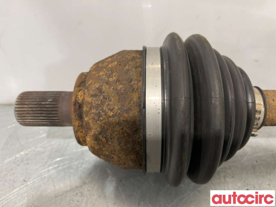 Drivaksel venstre foran til Ford Focus 2008-2010 (Type II, Fase 2)  (FORD|1784754|)